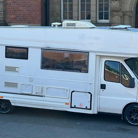 Hotel Cool Wheels On The Waterfront Liverpool Esterno foto